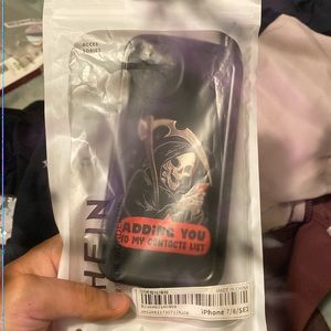 iPhone 7 phone cases.